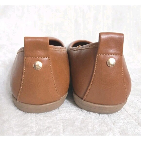 London Fog Ballet Flats Sz 10 Brown Comfortable Slip On Shoes Classic Minimalist - Picture 7 of 10